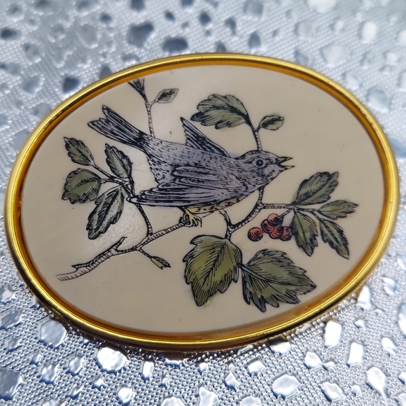 Vintage Barlow Etched Bird Brooch, GC & Attractive. - Picture 10 of 13